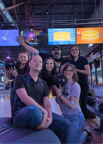 Launch That team bowling together